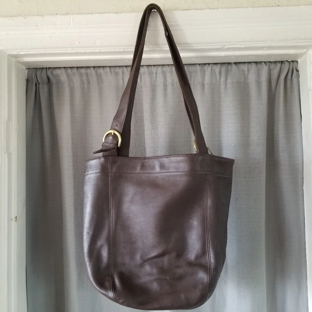 Coach | Vintage Brown Soho Duffle Tote 4082